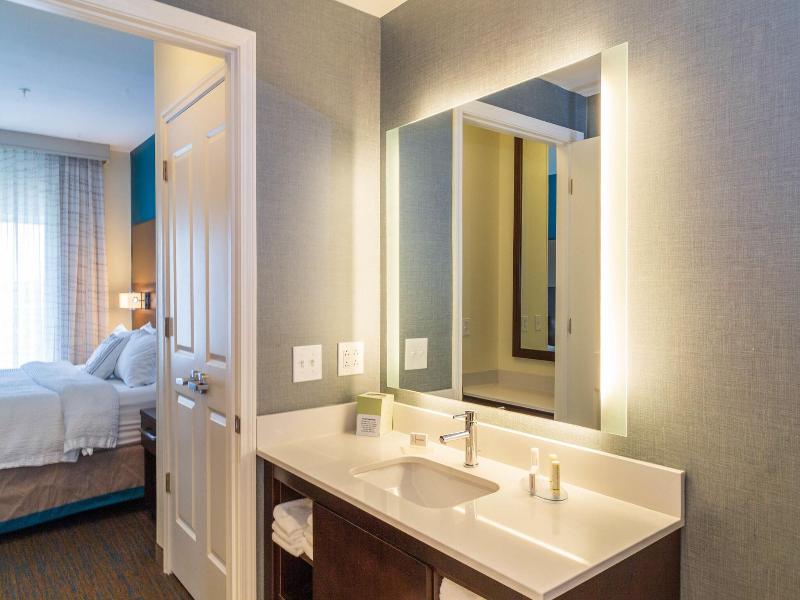 Residence Inn Cleveland Avon, Emerald Event Center image