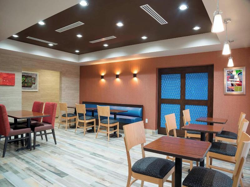TownePlace Suites Mansfield Ontario