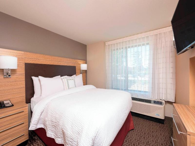TownePlace Suites Mansfield Ontario image