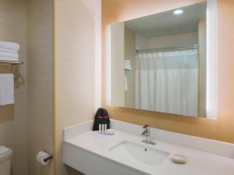 Fairfield Inn & Suites Bridgewater Branchburg/Some image