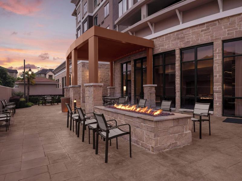 Courtyard Houston Kingwood image