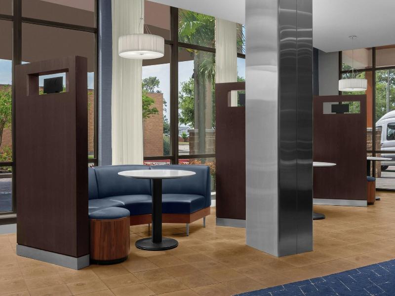 Courtyard Houston Kingwood image