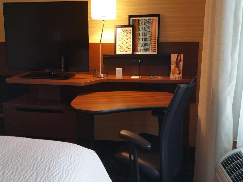 Fairfield Inn & Suites Eau Claire Chippewa Falls image