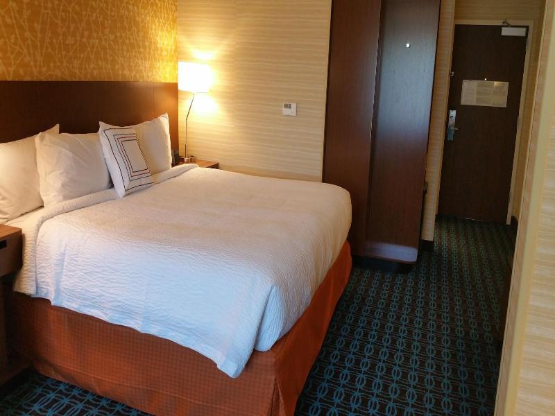 Fairfield Inn & Suites Eau Claire Chippewa Falls image