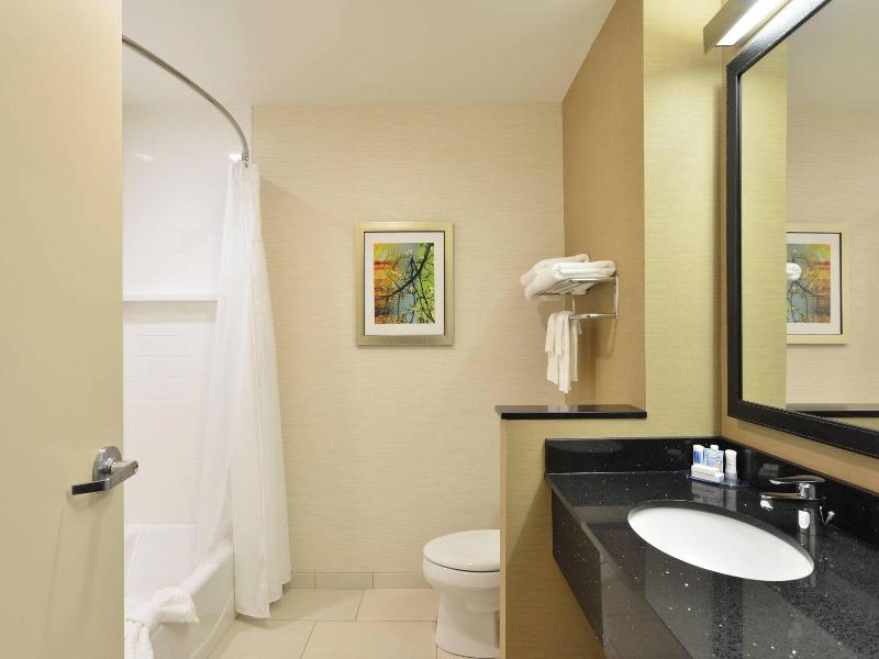 Fairfield Inn & Suites Eau Claire Chippewa Falls image