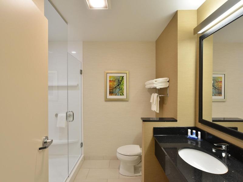 Fairfield Inn & Suites Eau Claire Chippewa Falls image