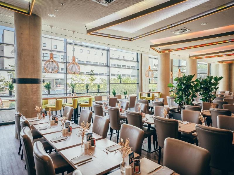 Marriott Bonn Hotel image
