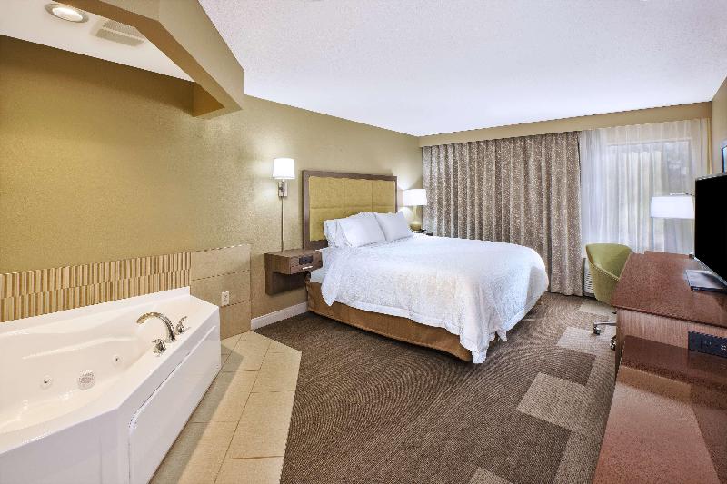 Hampton Inn Sault Ste. Marie image