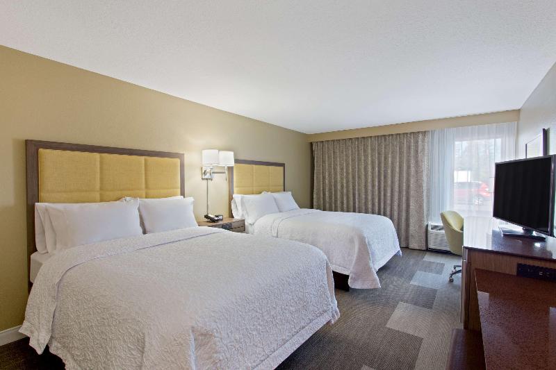 Hampton Inn Sault Ste. Marie image
