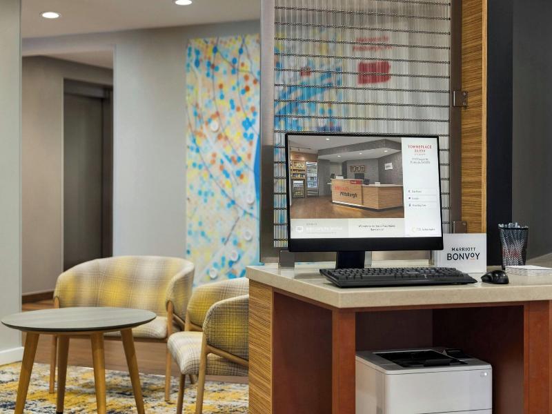 TownePlace Suites Pittsburgh Harmarville image
