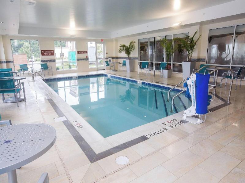 TownePlace Suites Pittsburgh Harmarville image