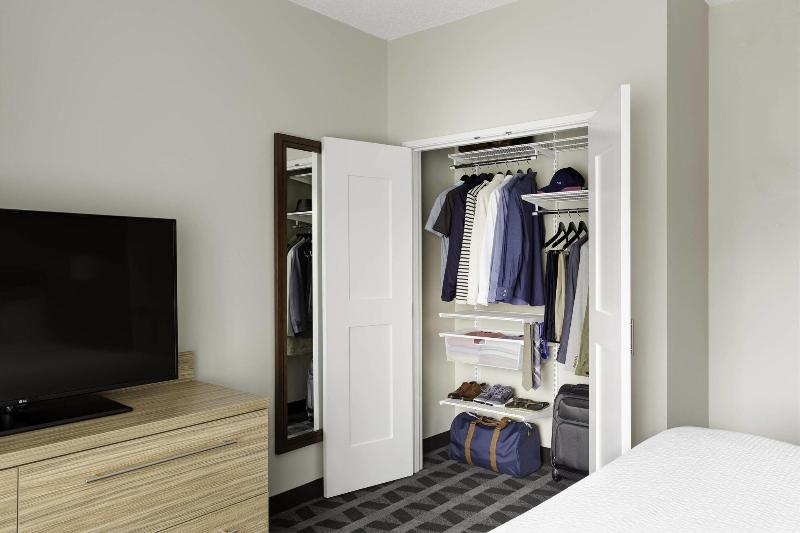 TownePlace Suites Pittsburgh Harmarville image