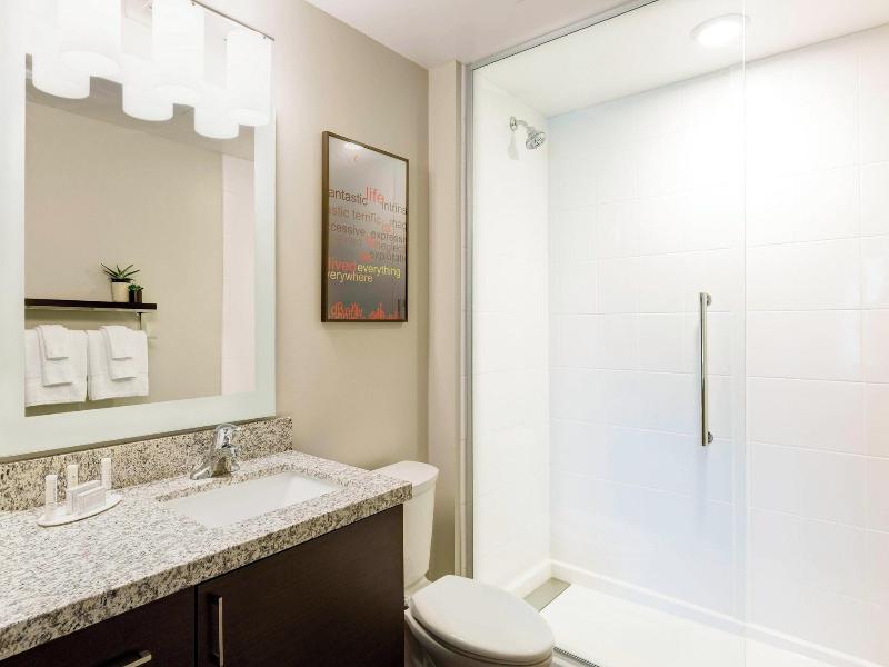 TownePlace Suites Pittsburgh Harmarville image