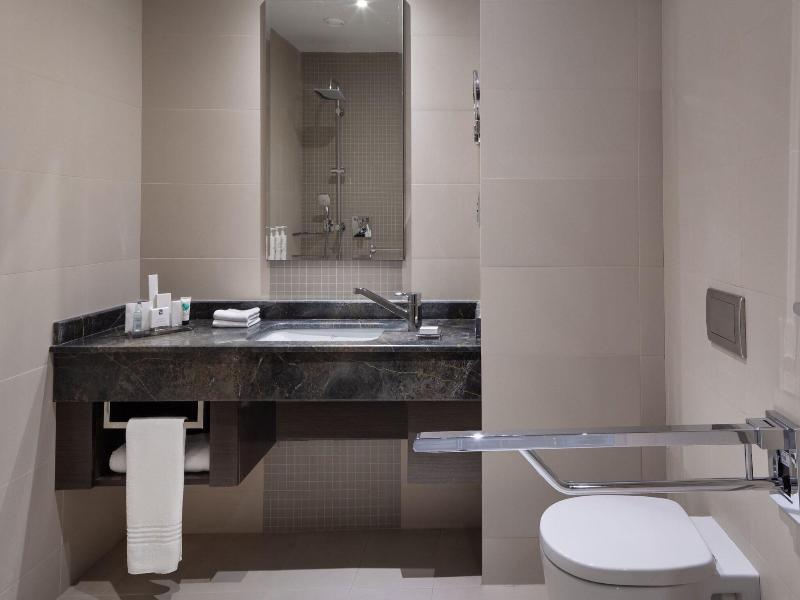 Marriott Hotel Skopje image