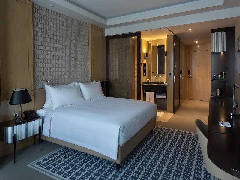 Marriott Hotel Skopje image