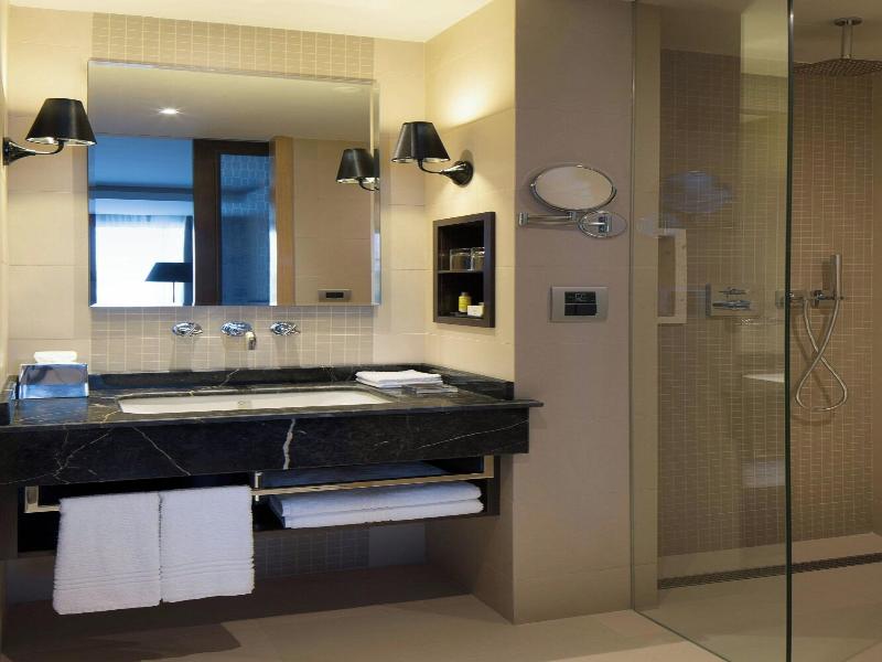 Marriott Hotel Skopje image