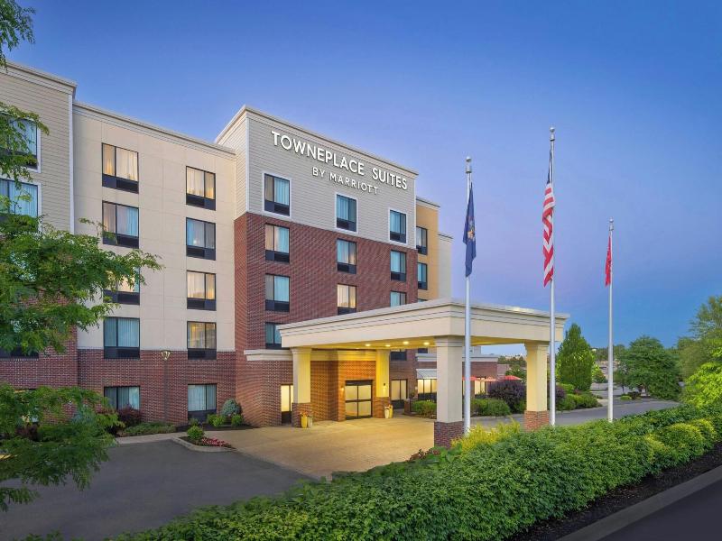 TownePlace Suites Latham Albany Airport image