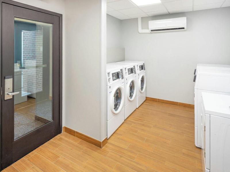 TownePlace Suites Latham Albany Airport image