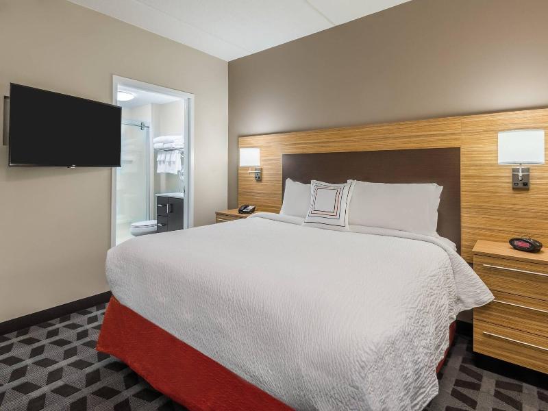 TownePlace Suites Latham Albany Airport image