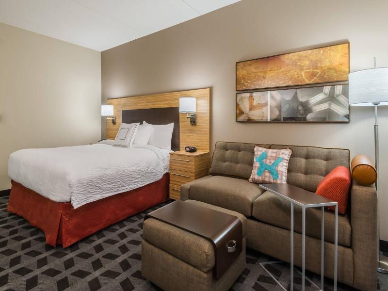 TownePlace Suites Latham Albany Airport image