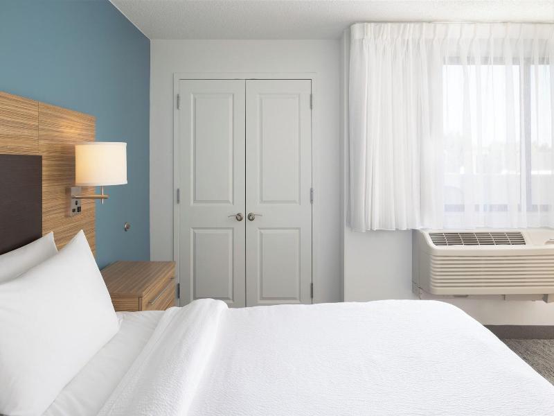 TownePlace Suites Latham Albany Airport image