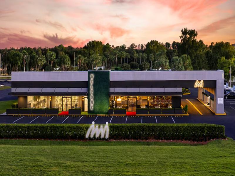 Magic Moment Resort & Kids Club, Dazzler Select image