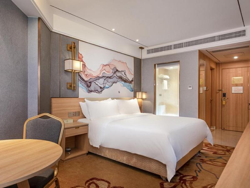 ViennaHotel Shenzhen Exibition Center image