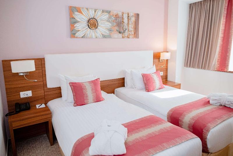 Ramada Plaza Craiova image