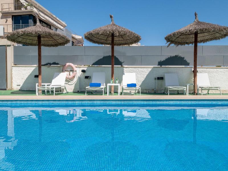 Orange Colom Seaside Apartments image