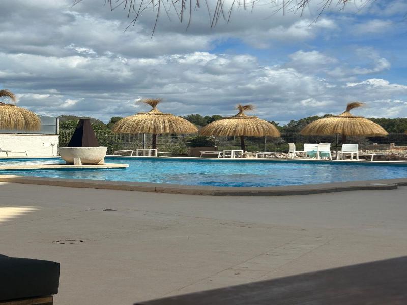 Orange Colom Seaside Apartments image