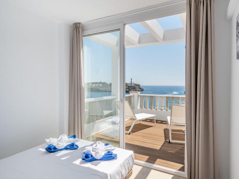 Orange Colom Seaside Apartments image