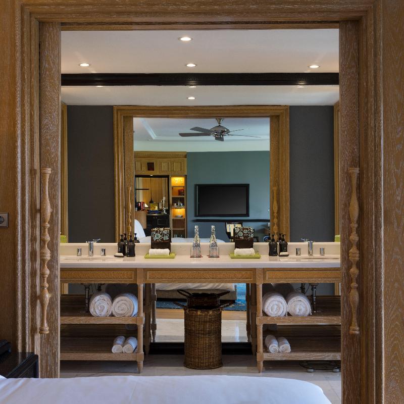 Hotel Indigo Bali Seminyak Beach by IHG — photo 237