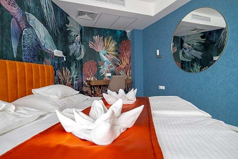 Hotel Atlantis image