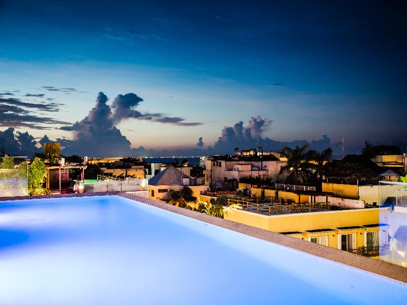 Fiesta Inn Playa del Carmen image