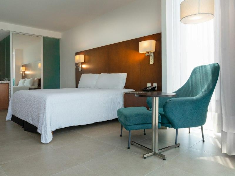 Fiesta Inn Playa del Carmen image