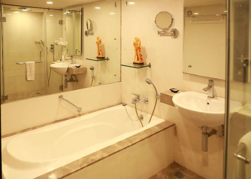 Quality Inn Bez Krishnaa image