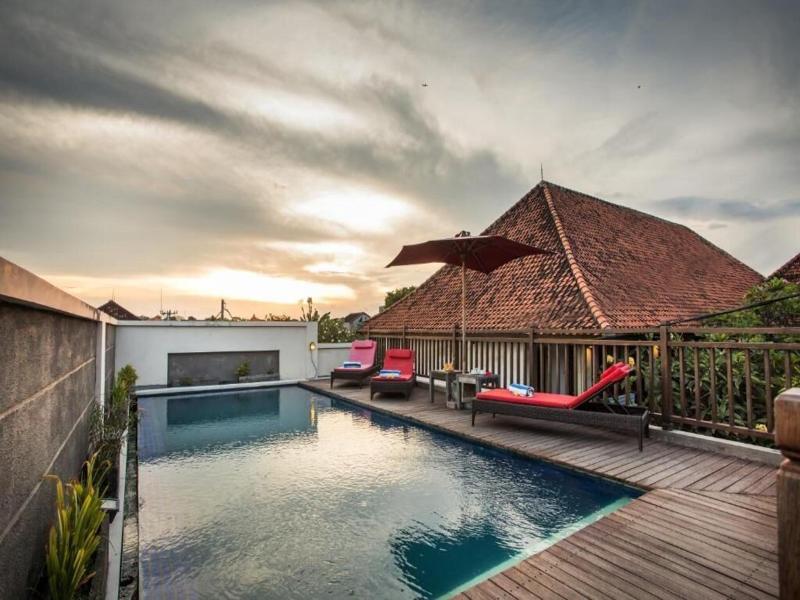 Svarna Sanur image