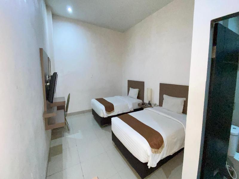 Sofyan Hotel Saka Medan image