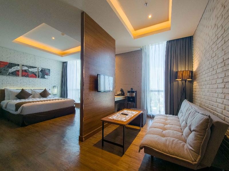 Luminor Hotel Jemursari image