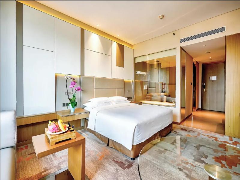 Radisson Exhibition Center Shanghai image