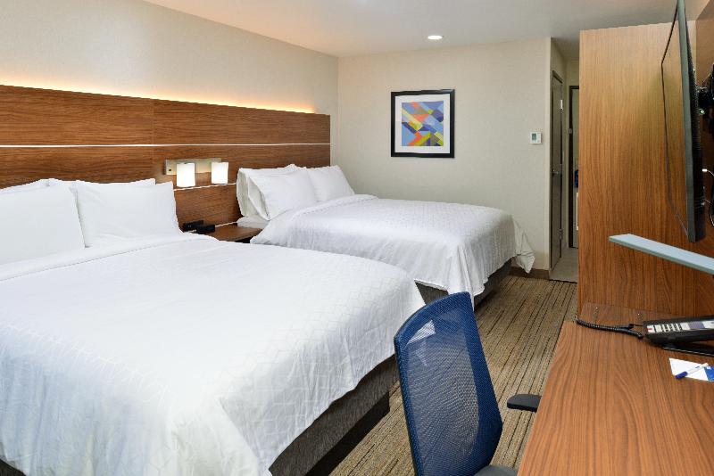 Holiday Inn Express Santa Rosa North image