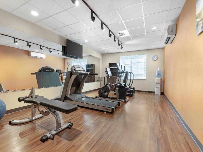 Comfort Suites Woodland - Sacramento Airport image