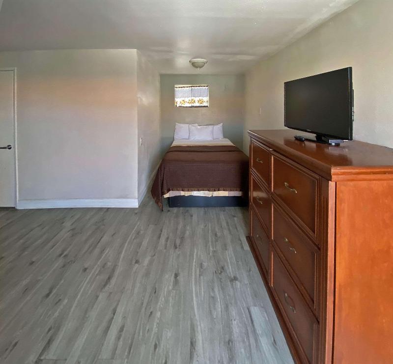 Rodeway Inn Ventura Midtown image