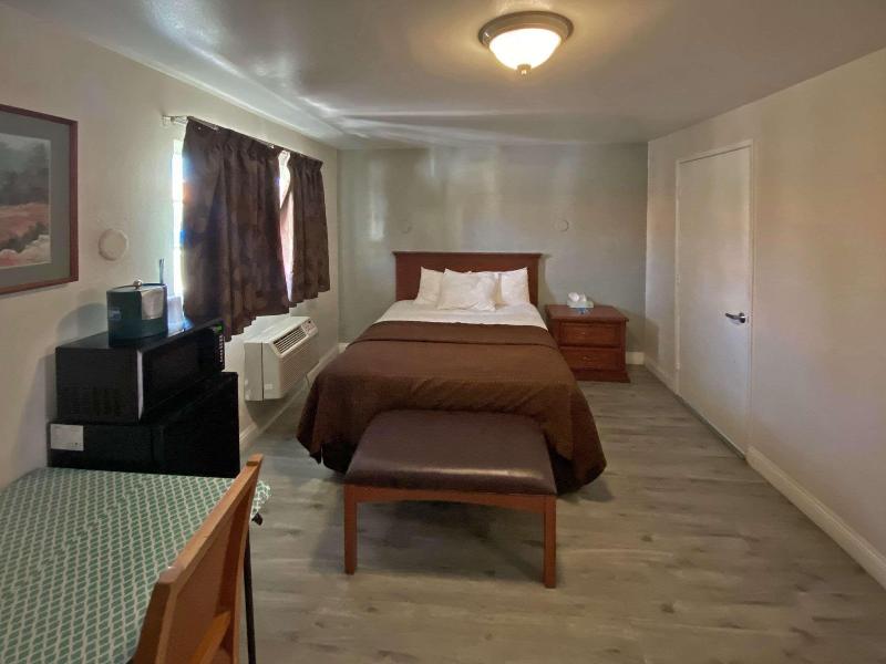 Rodeway Inn Ventura Midtown image