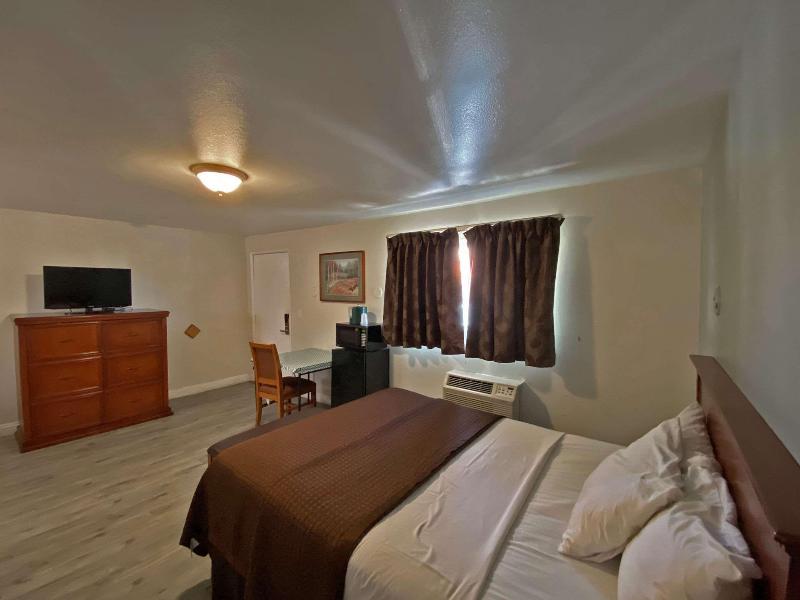 Rodeway Inn Ventura Midtown image