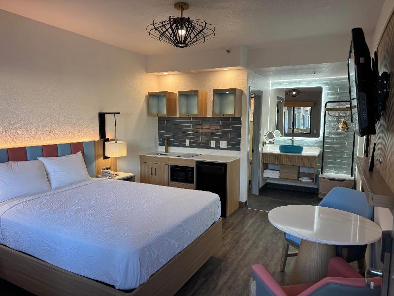 Rodeway Inn Encinitas North image