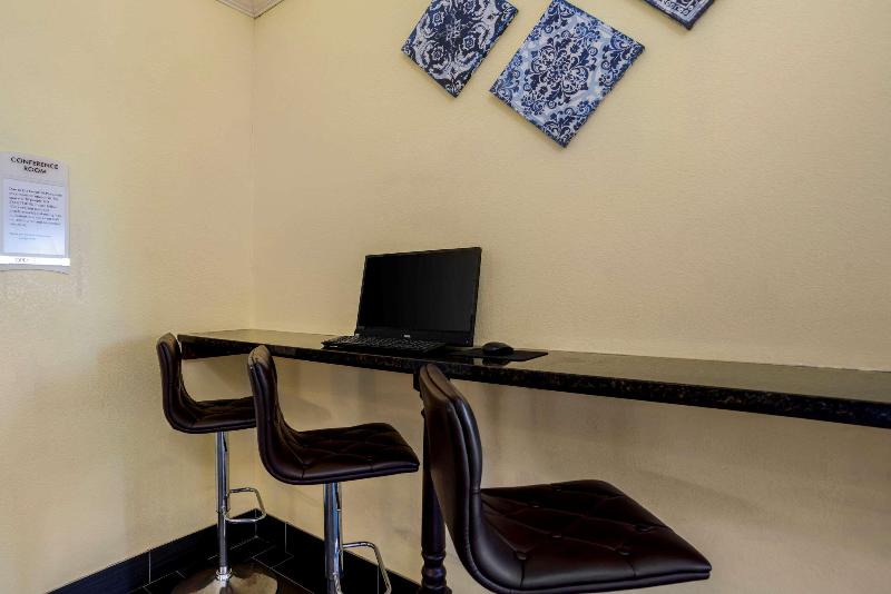 Quality Inn Phenix City Columbus image
