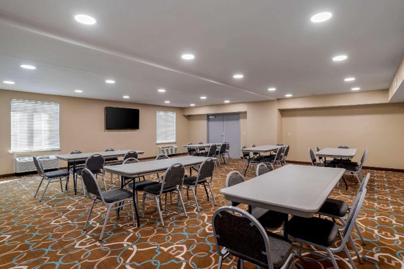 Quality Inn Phenix City Columbus image