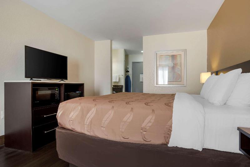Quality Inn Phenix City Columbus image