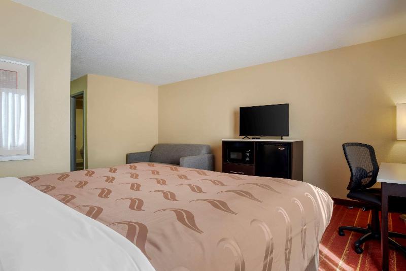 Quality Inn Phenix City Columbus image